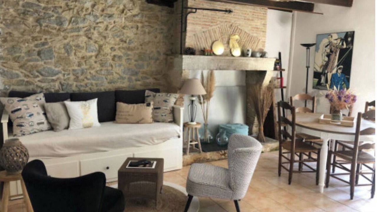 Photo of Livingroom in Monfaucon