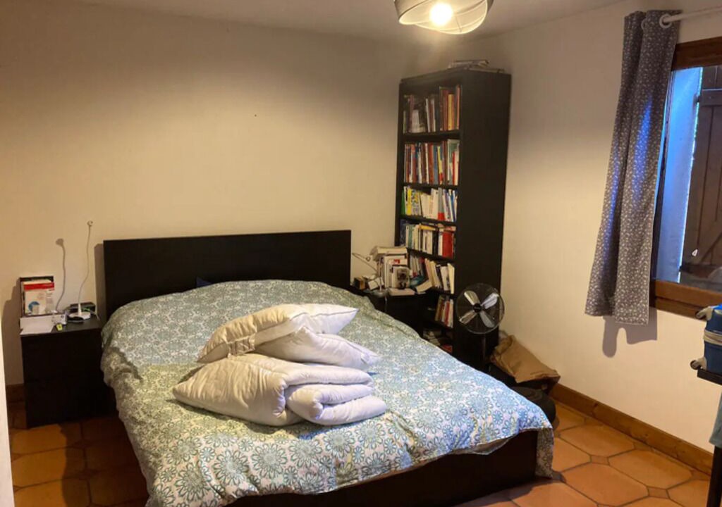 Photo of Bedroom in Begles