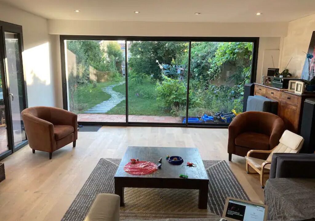 Photo of Livingroom in Begles