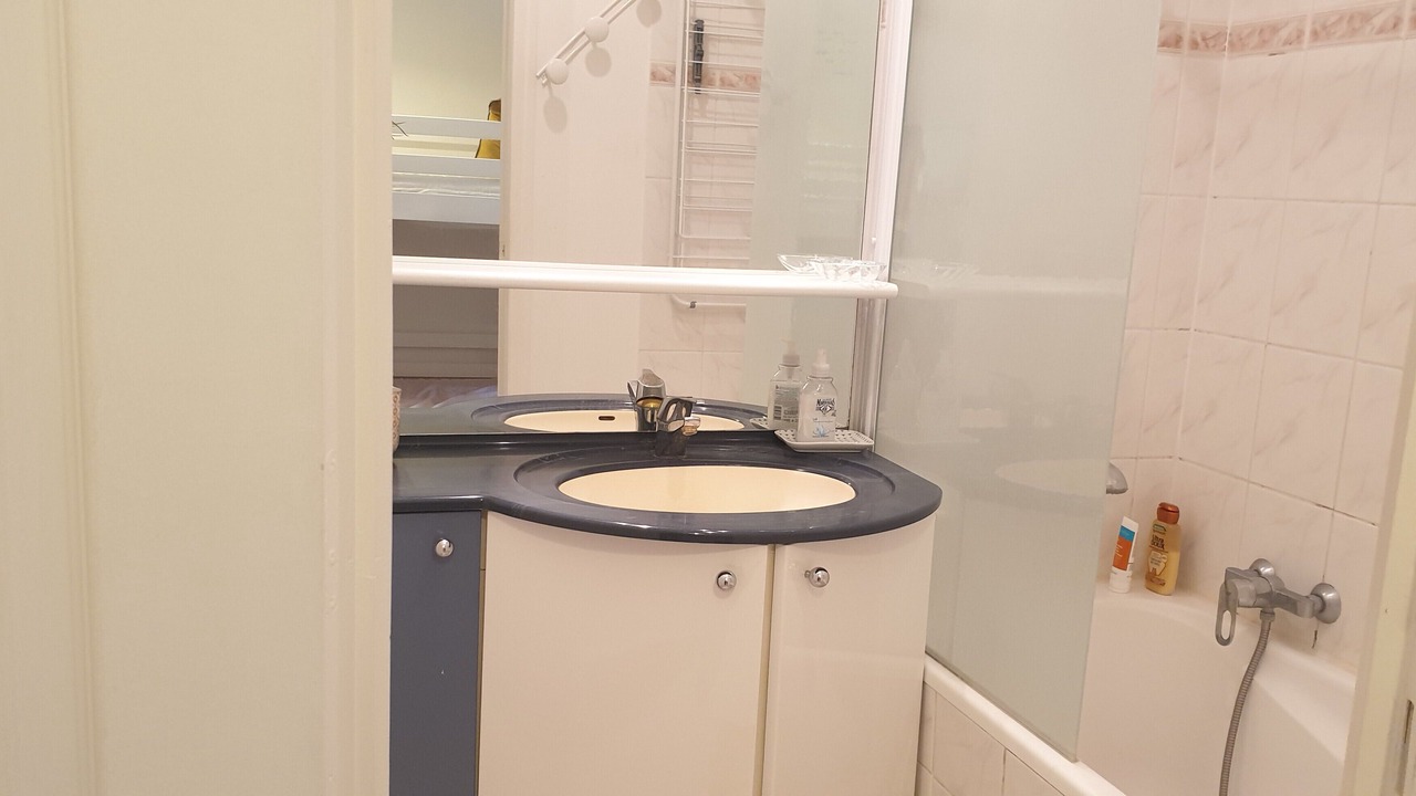 Photo of Bathroom in La Couarde-sur-Mer