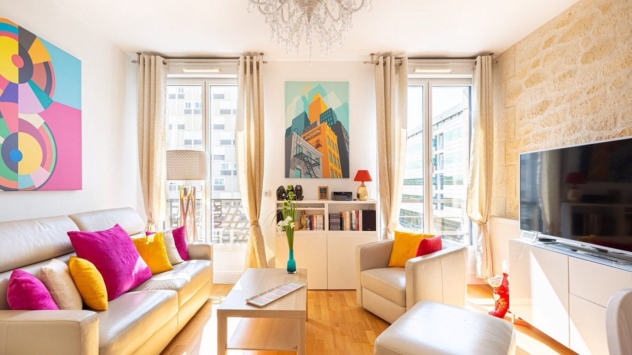 Photo of Livingroom in Bordeaux City Centre