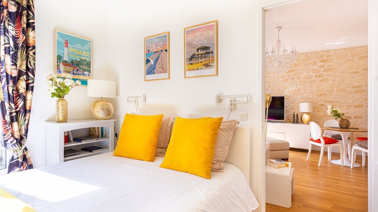 Photo of Bedroom in Bordeaux City Centre