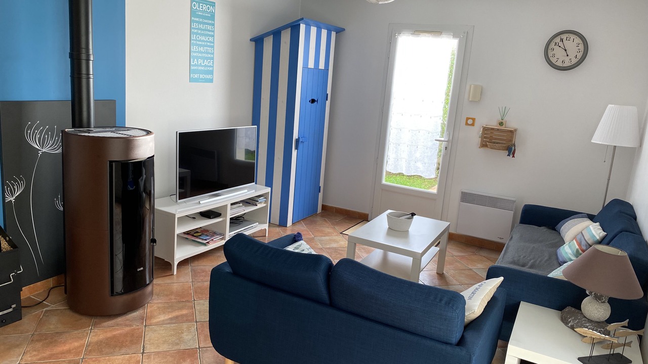 Photo of Livingroom in La Bree-les-Bains