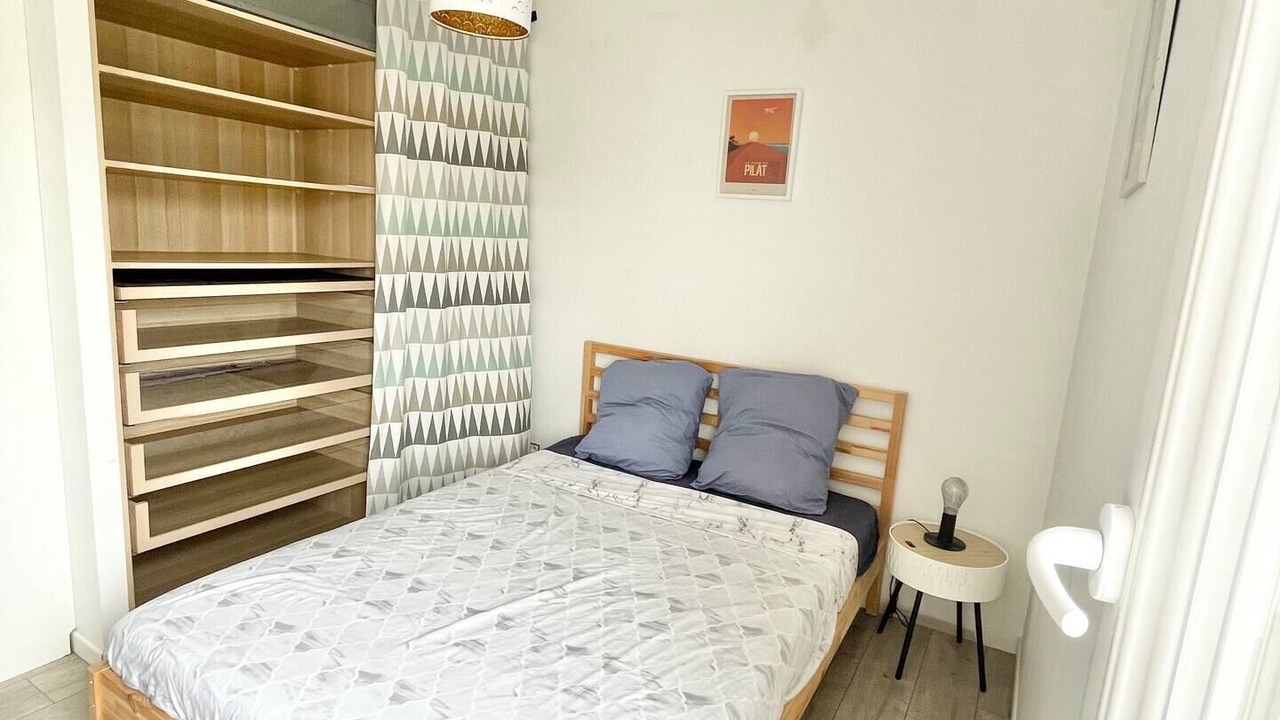 Photo of Bedroom in Pessac