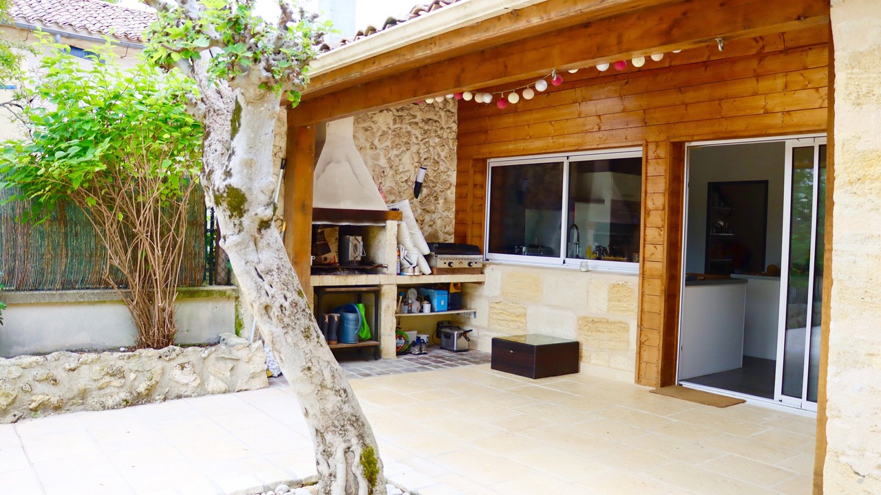 Photo of Patio Balcony in Artigues-pres-Bordeaux