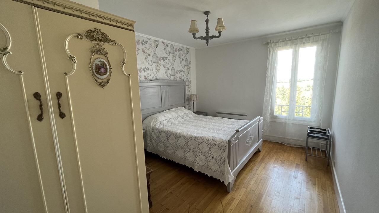 Photo of Bedroom in Beaumont-du-Perigord