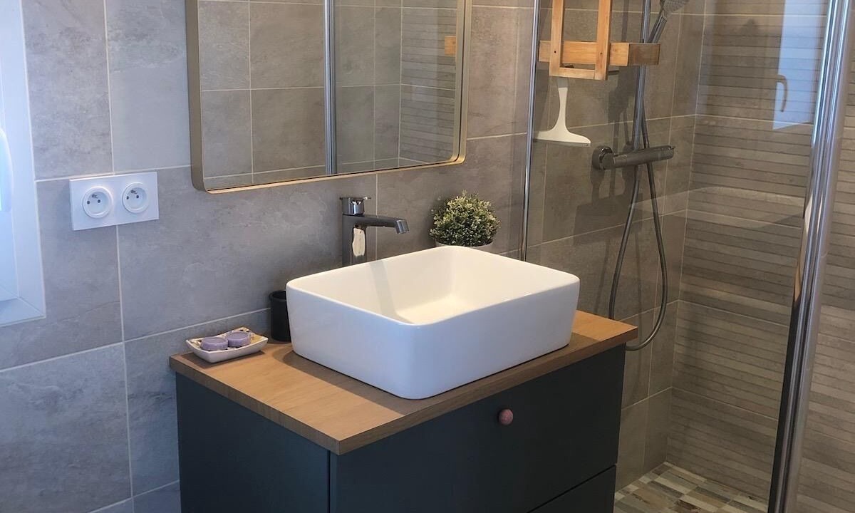 Photo of Bathroom in Urcuit