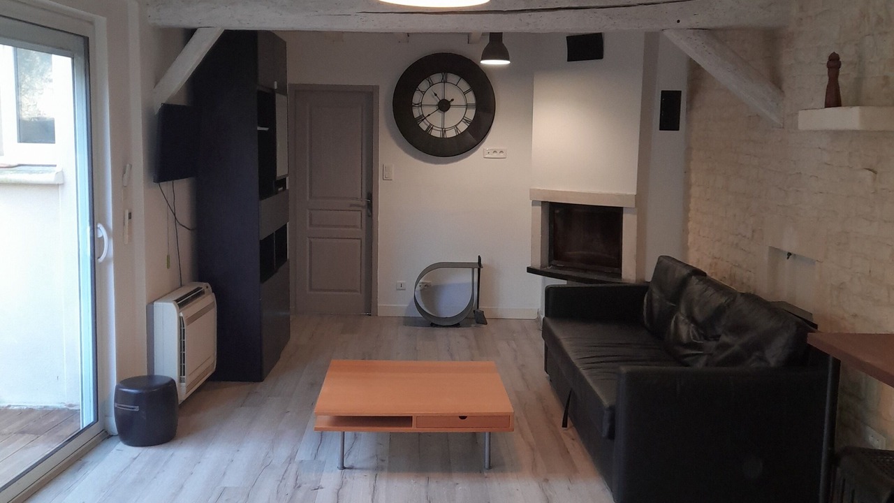 Photo of Livingroom in Croix Chapeau