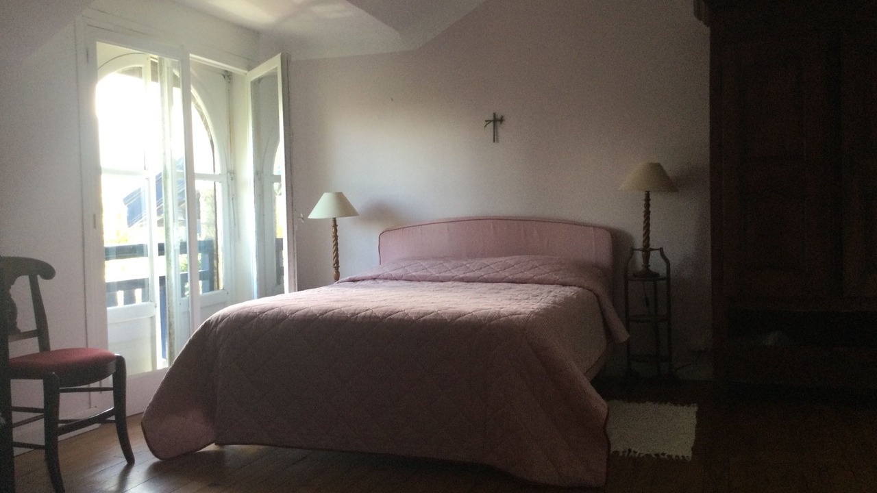 Photo of Bedroom in Bayonne