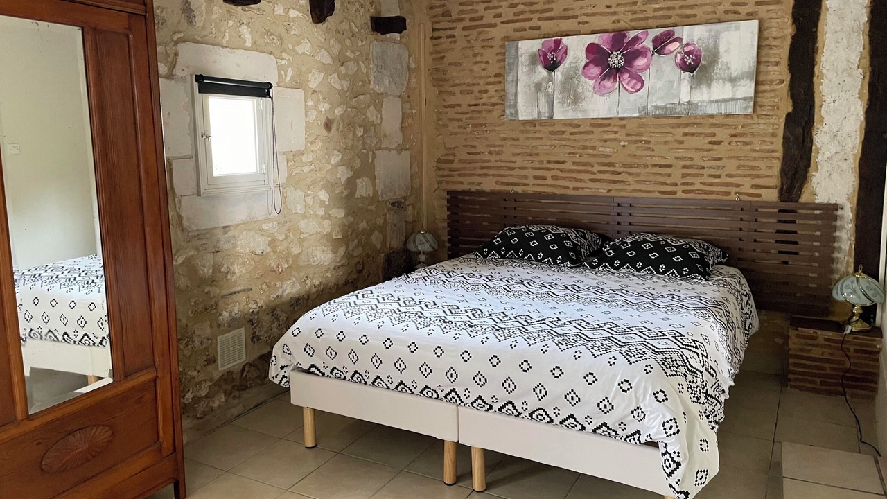 Photo of Bedroom in Bergerac