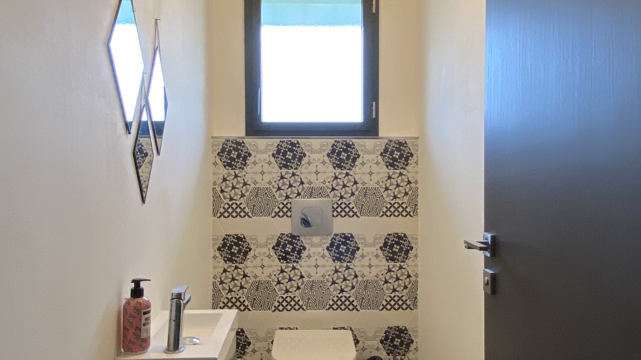 Photo of Bathroom in Angous