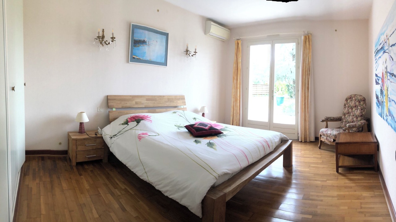Photo of Bedroom in Tosse