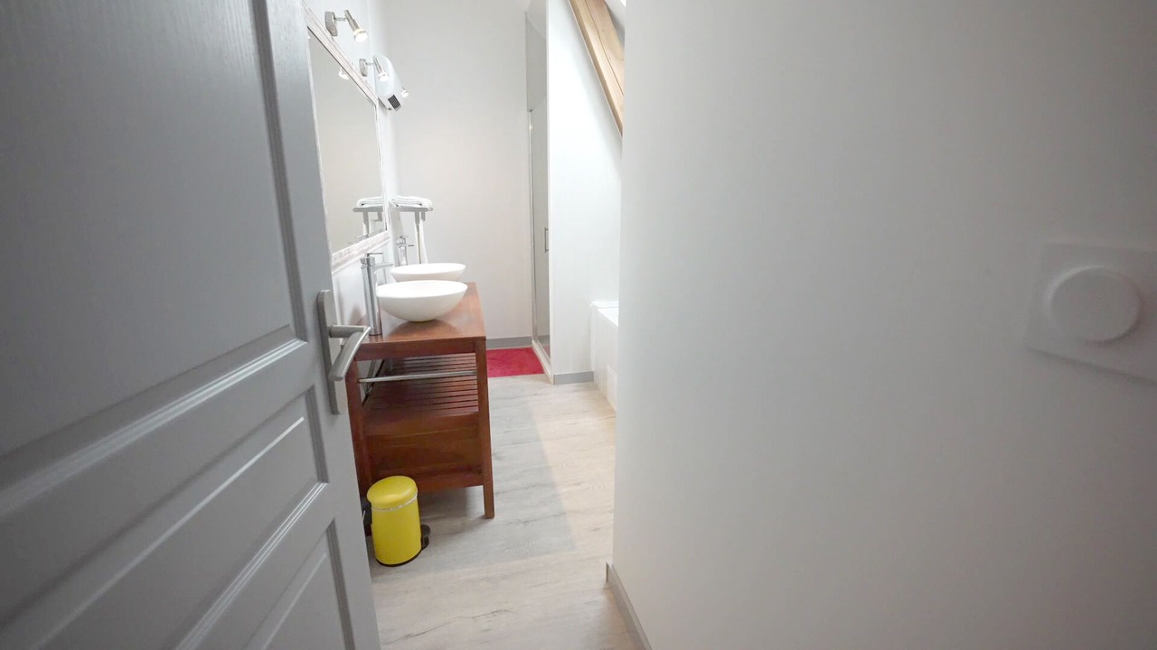 Photo of Bathroom in Saint-Georges-de-Montclard
