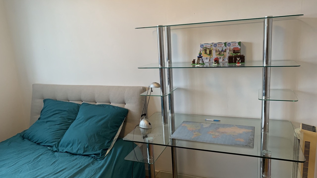 Photo of Bedroom in Villenave-d'Ornon