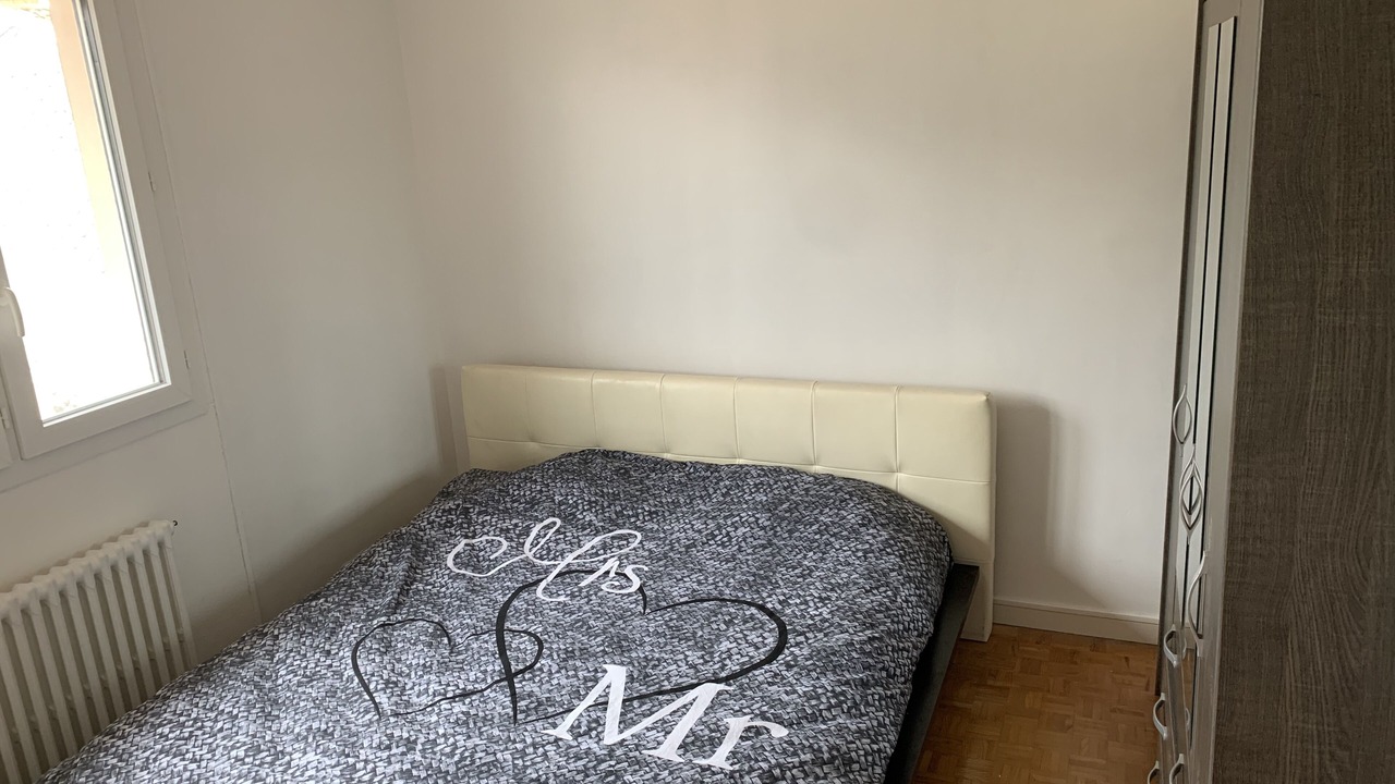Photo of Bedroom in Villenave-d'Ornon