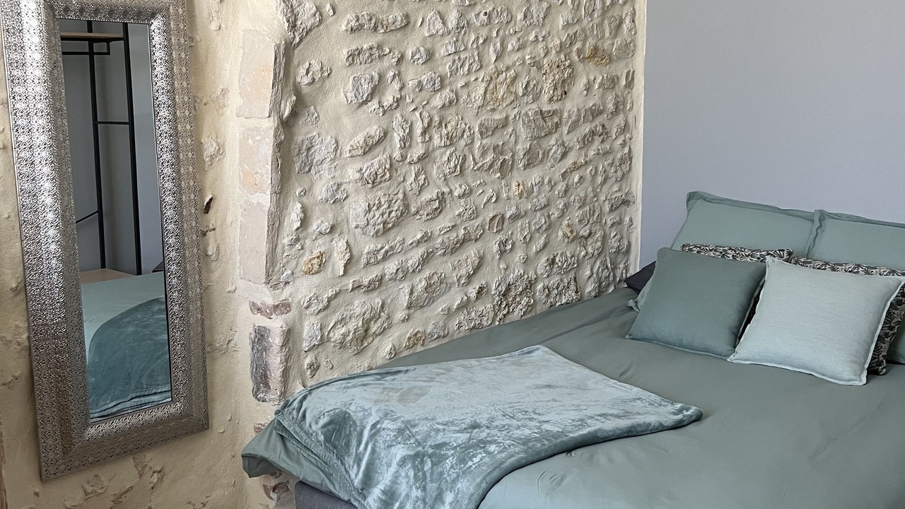 Photo of Bedroom in Lesparre-Medoc