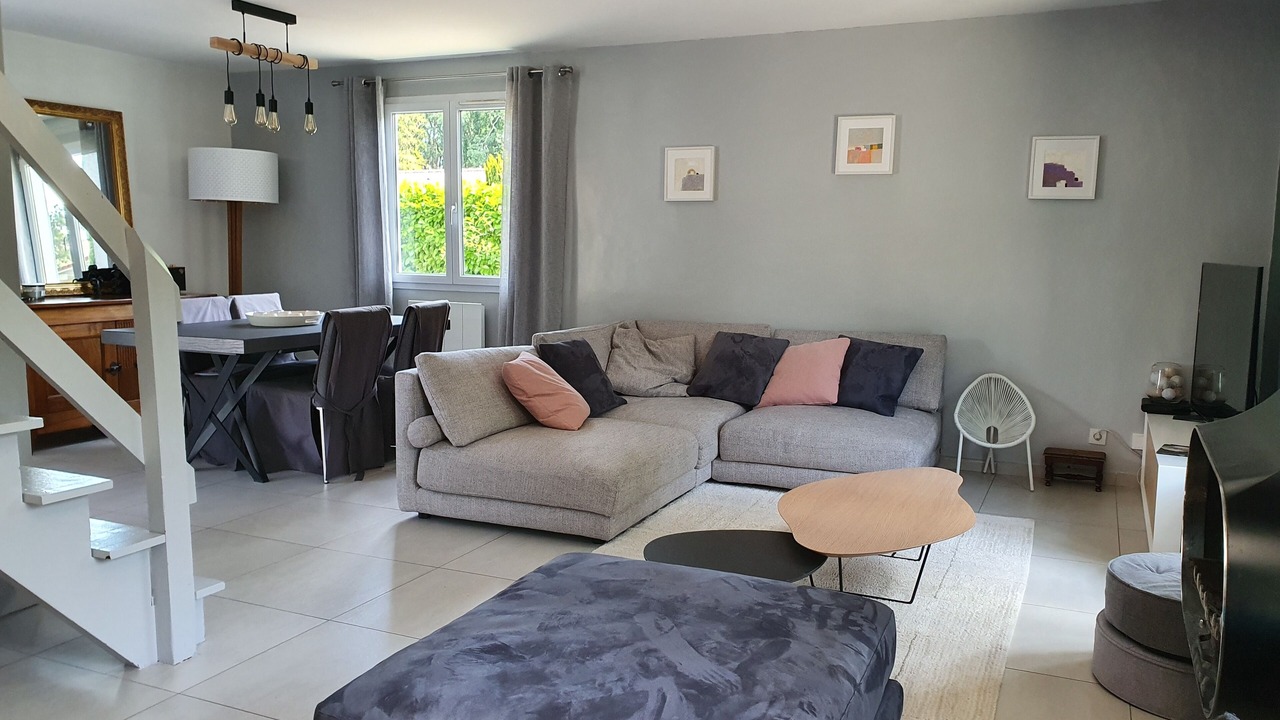 Photo of Livingroom in Saint-Medard-en-Jalles