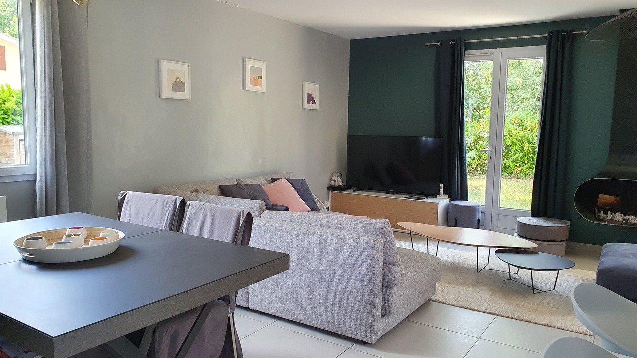 Photo of Livingroom in Saint-Medard-en-Jalles