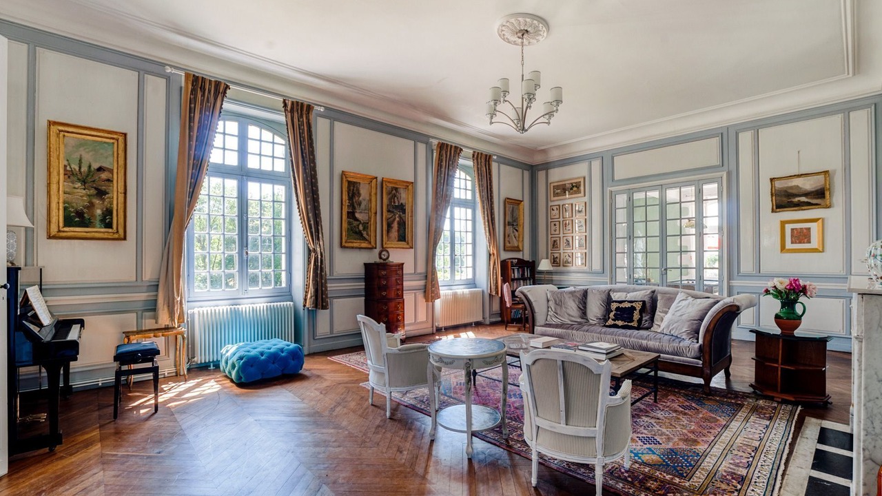 Photo of Livingroom in Douville