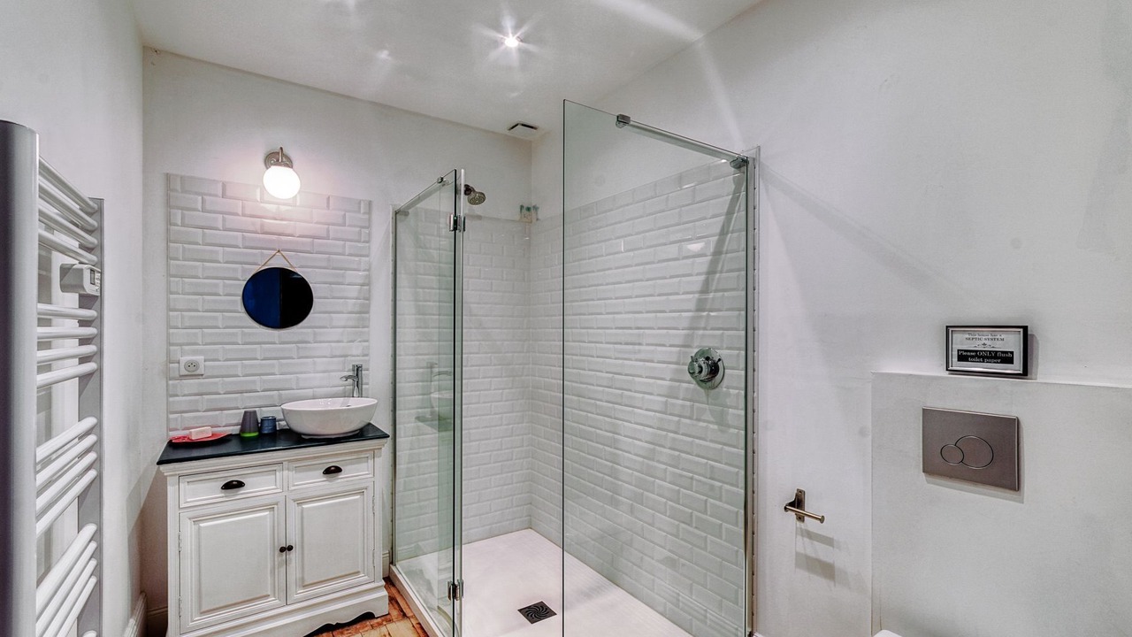 Photo of Bathroom in Douville