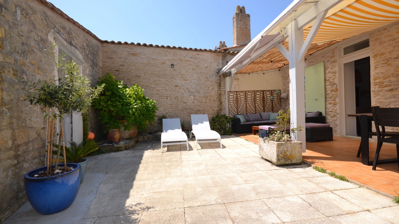 Photo of Patio Balcony in Ars-en-Re