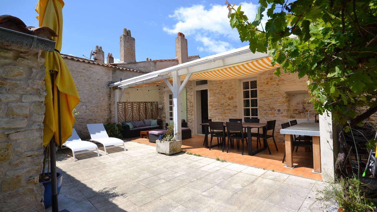 Photo of Outdoor in Ars-en-Re