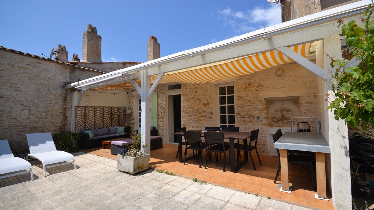 Photo of Outdoor in Ars-en-Re