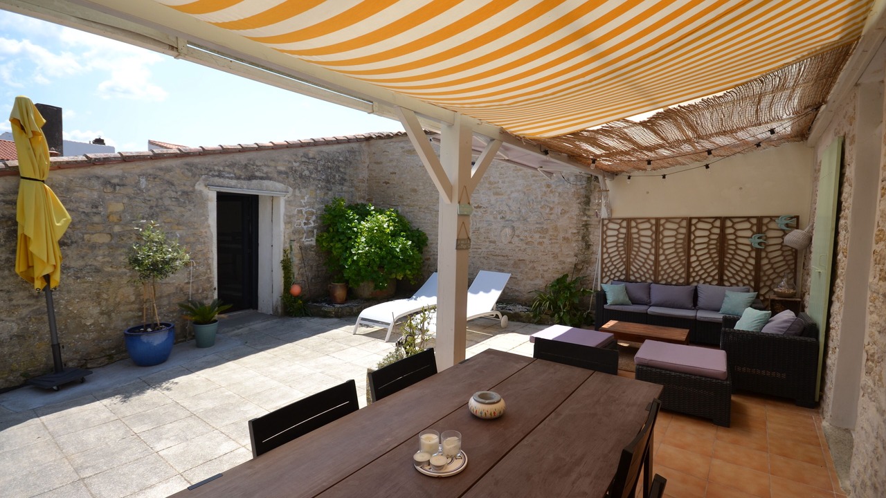 Photo of Outdoor in Ars-en-Re