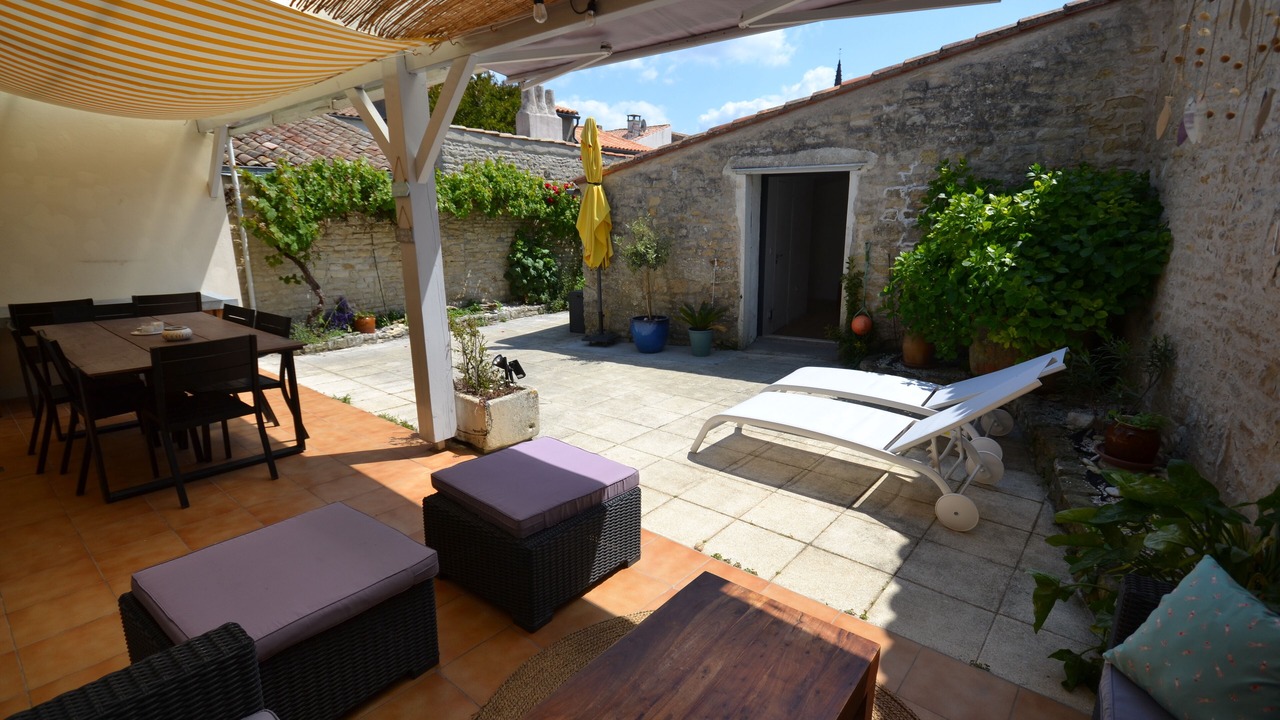 Photo of Outdoor in Ars-en-Re