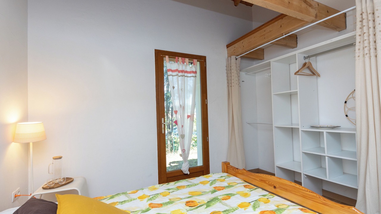 Photo of Bedroom in Tosse