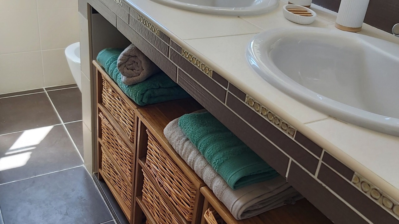Photo of Bathroom in Saint-Sulpice-de-Faleyrens