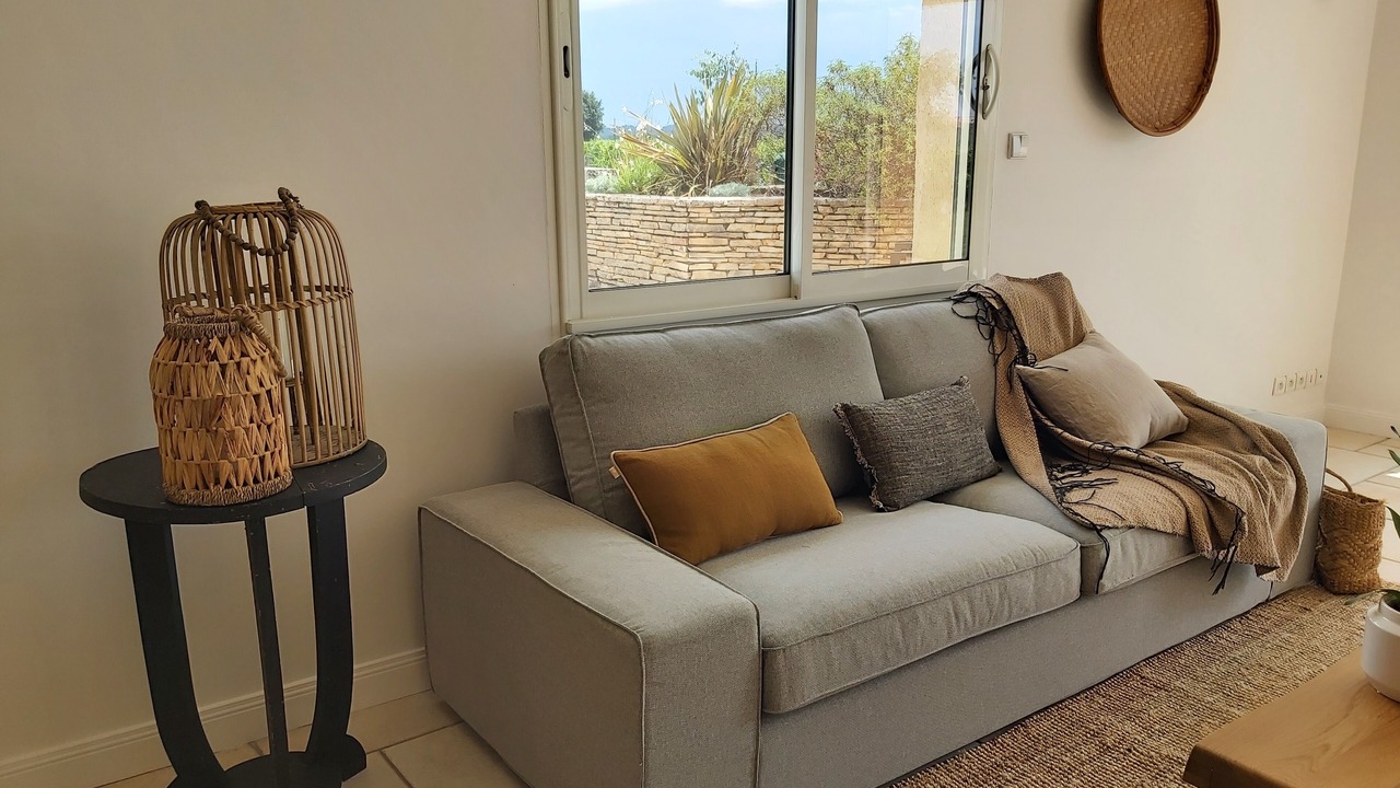 Photo of Livingroom in Saint-Sulpice-de-Faleyrens