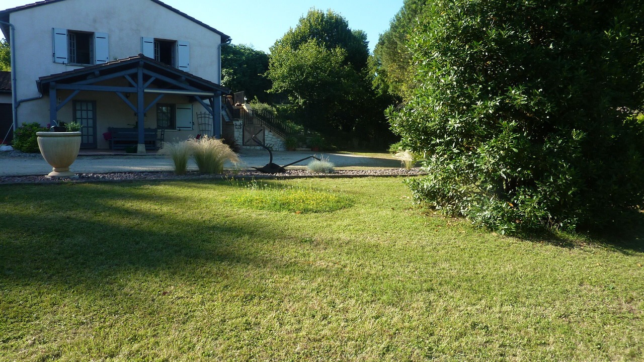Photo of Outdoor in Sainte-Alvere