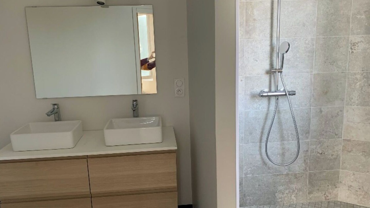 Photo of Bathroom in Le Bois-Plage-en-Re