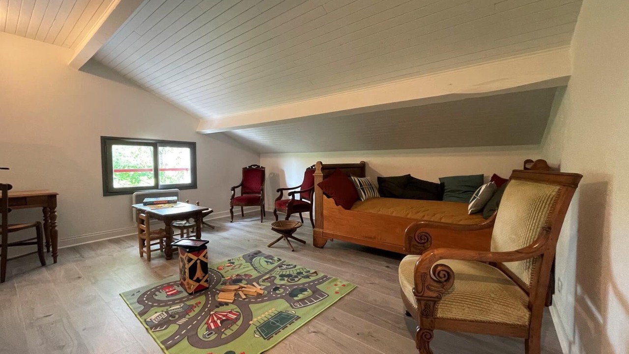 Photo of Livingroom in Saint-Jean-le-Vieux
