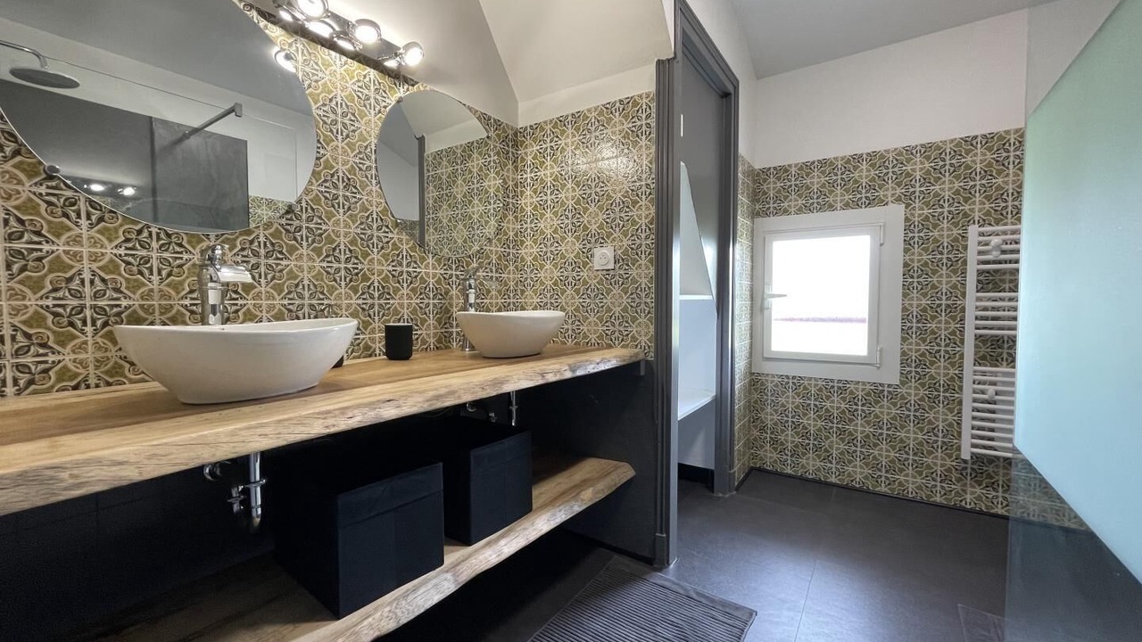 Photo of Bathroom in Saint-Jean-le-Vieux