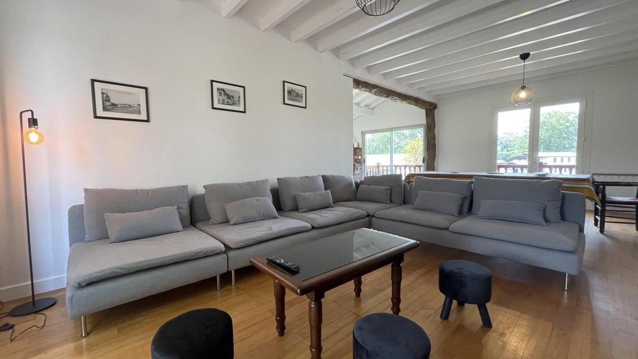 Photo of Livingroom in Saint-Jean-le-Vieux