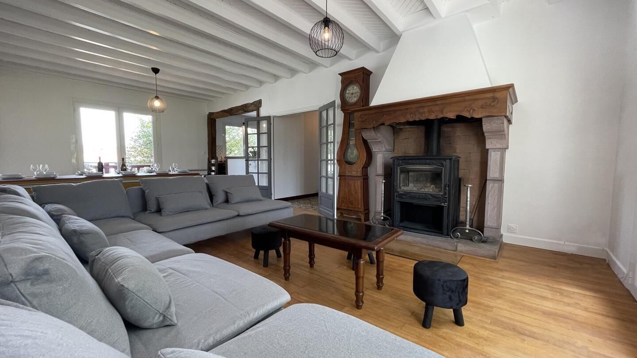 Photo of Livingroom in Saint-Jean-le-Vieux