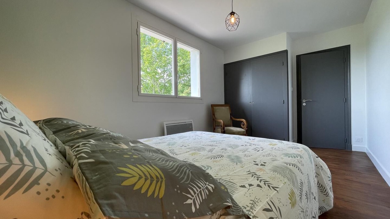 Photo of Bedroom in Saint-Jean-le-Vieux