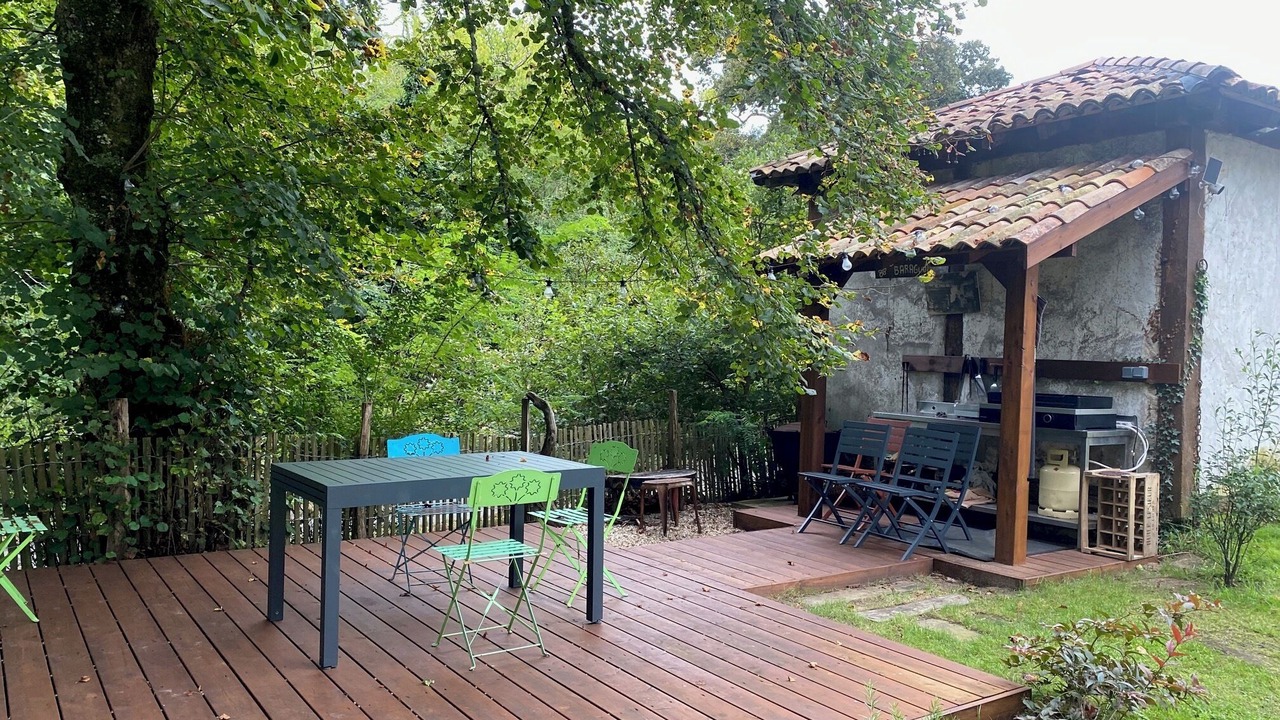 Photo of Outdoor in Lue