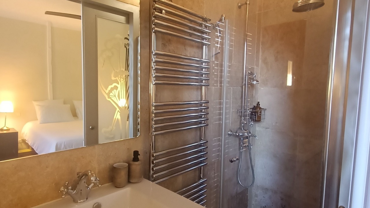 Photo of Bathroom in Urt