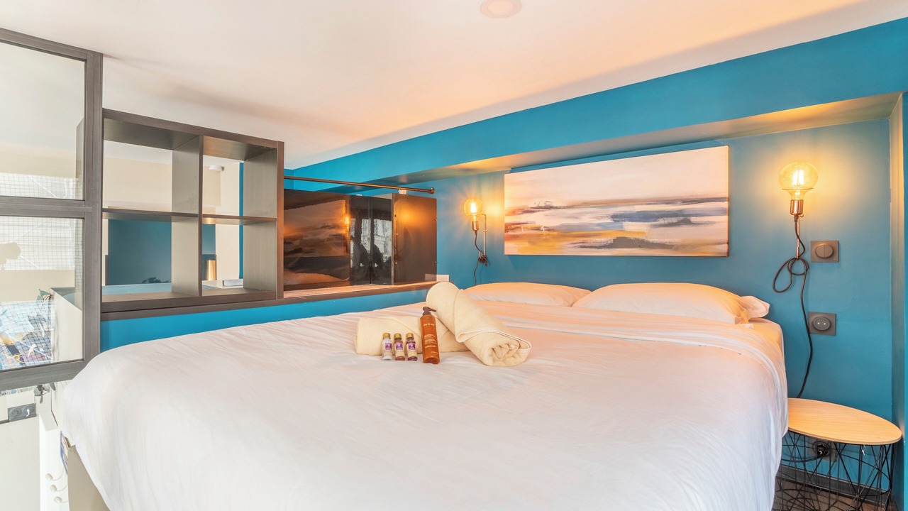 Photo of Bedroom in Opera