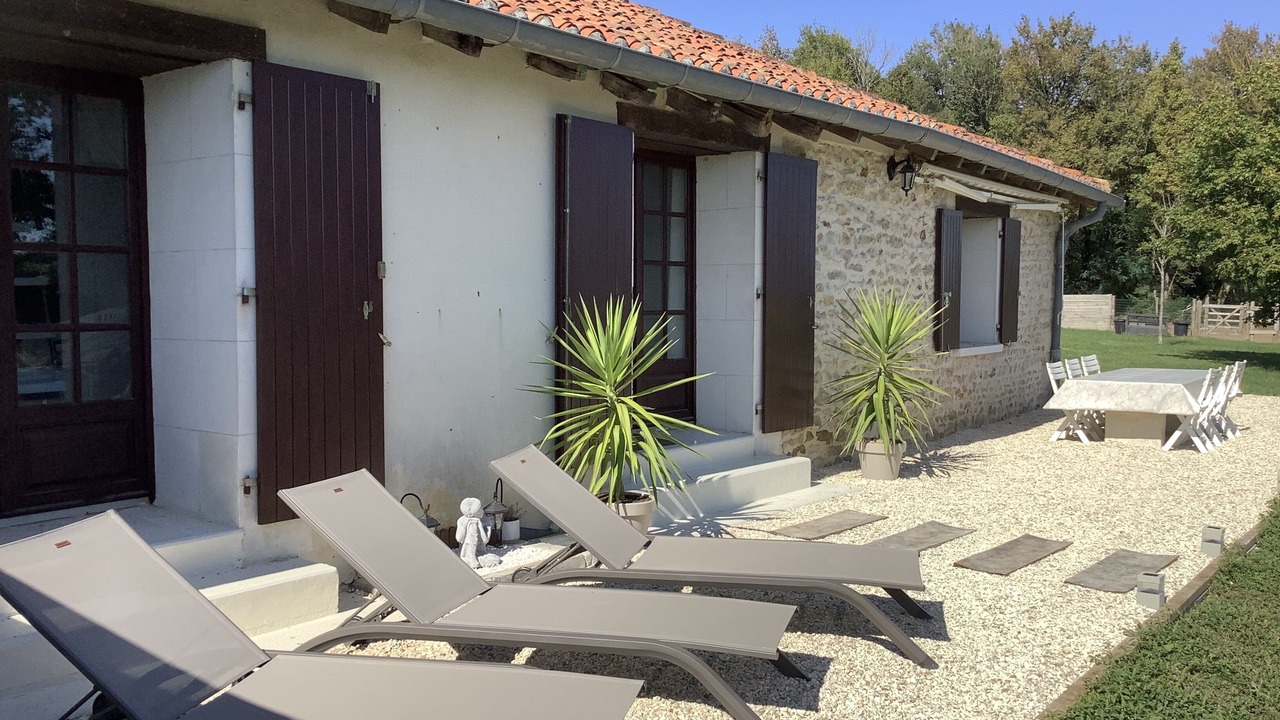 Photo of Outdoor in Le Grand-Madieu