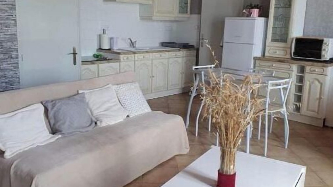 Photo of Livingroom in Tonnay-Charente