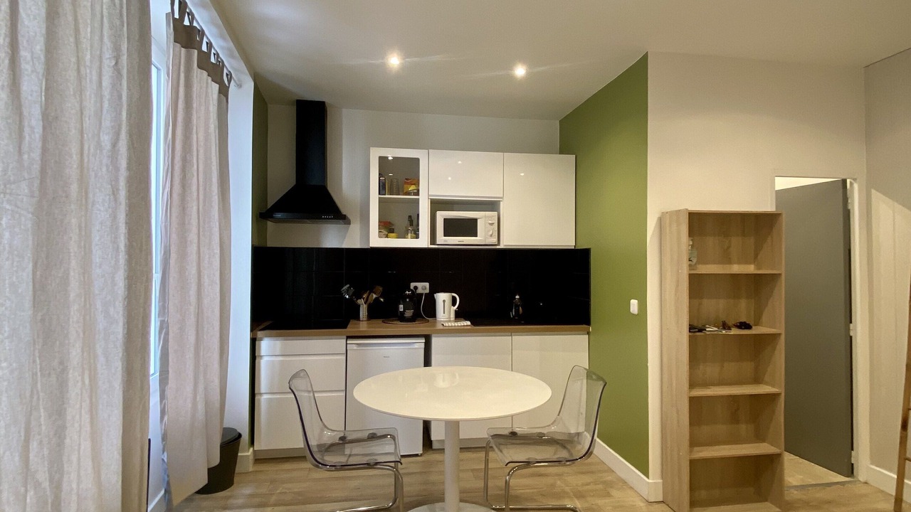 Photo of Bedroom in Biarritz City Centre