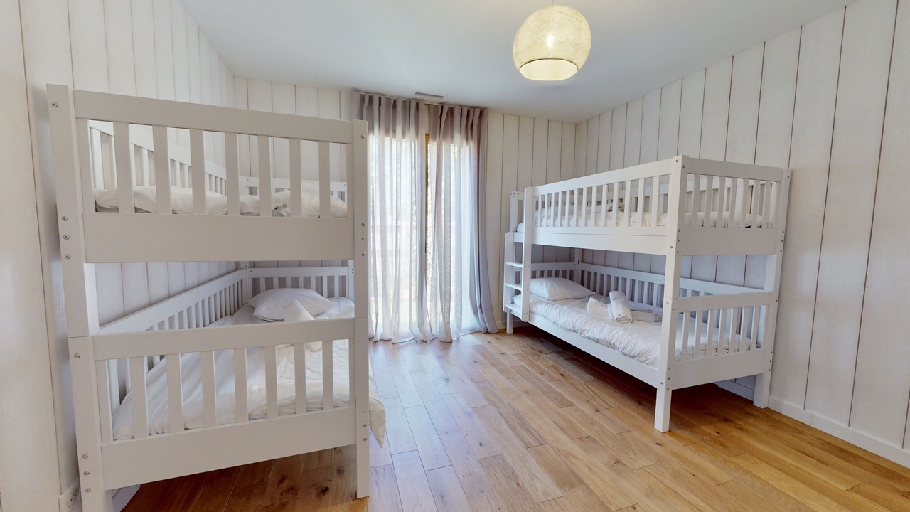 Photo of Bedroom in Ares