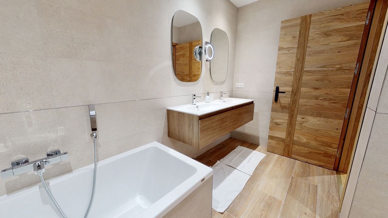 Photo of Bathroom in Ares