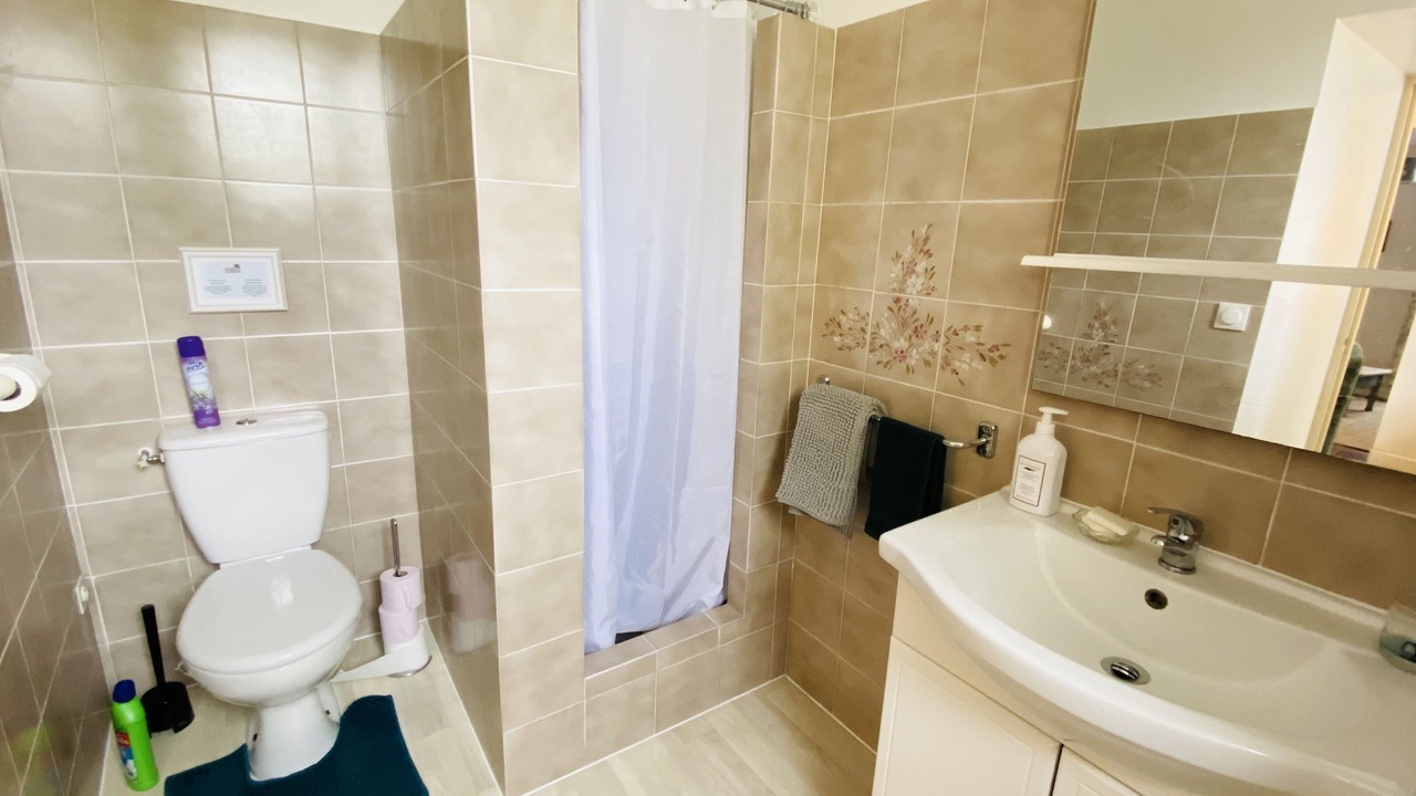 Photo of Bathroom in Ruffec