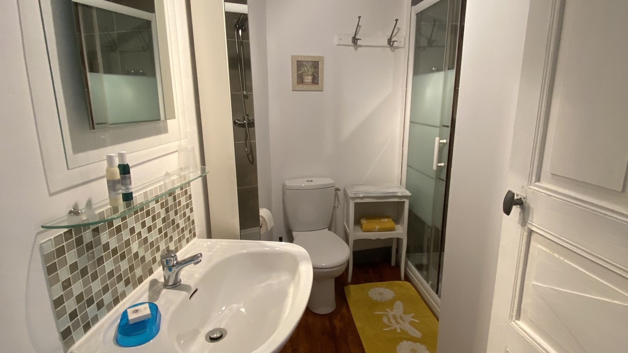 Photo of Bathroom in Ruffec