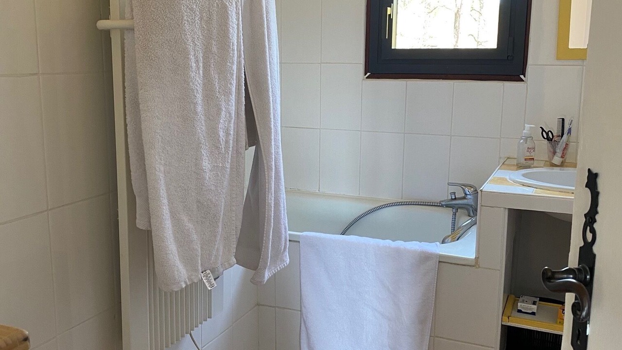 Photo of Bathroom in Lit-et-Mixe